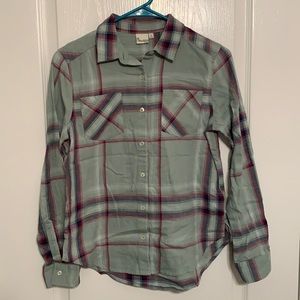 Girl’s L/S Light Flannel Buttonup Top by Mudd 14